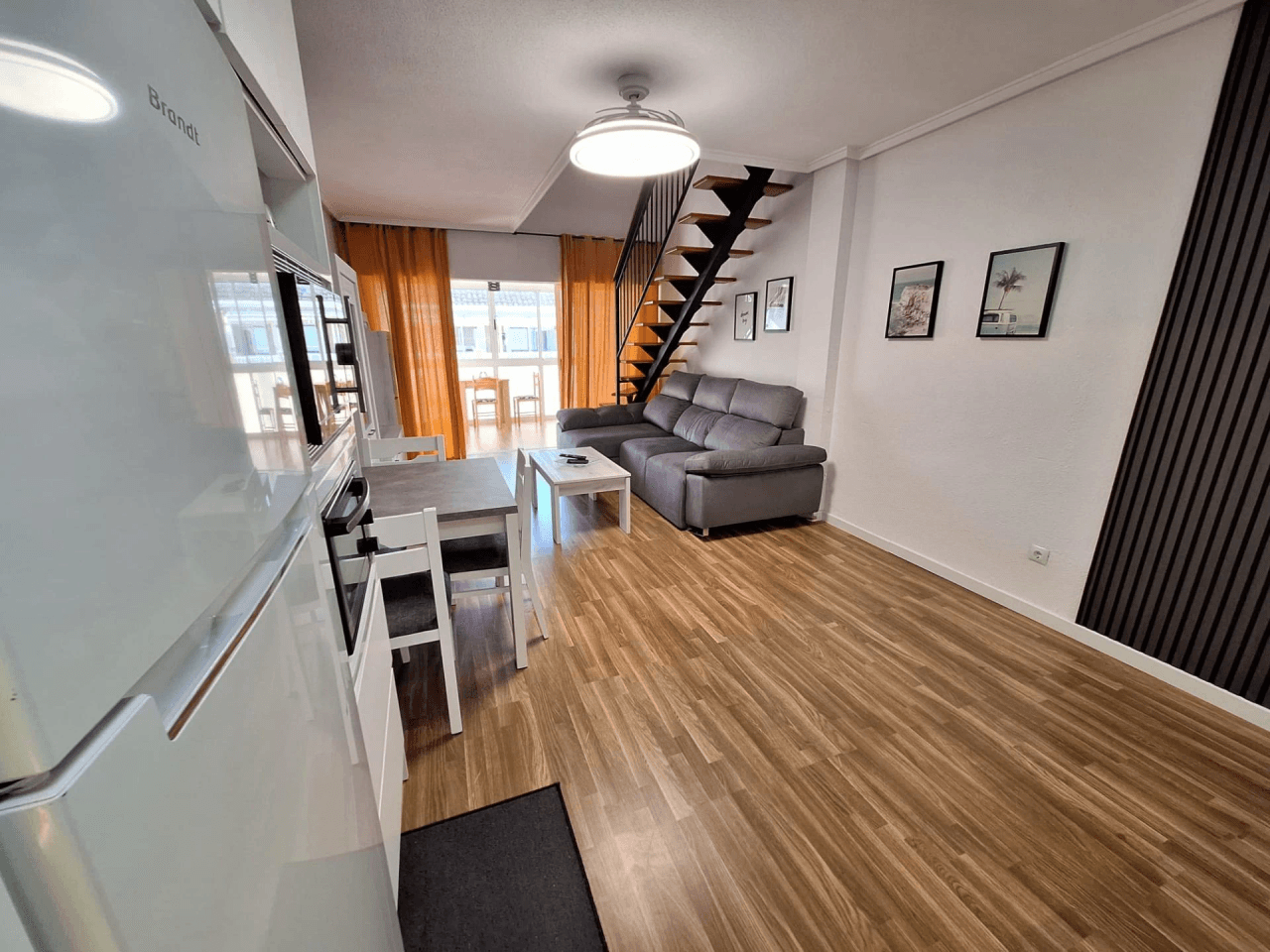 Apartamento en venta de 3 dormitorios en Playa de los Locos, Torrevieja