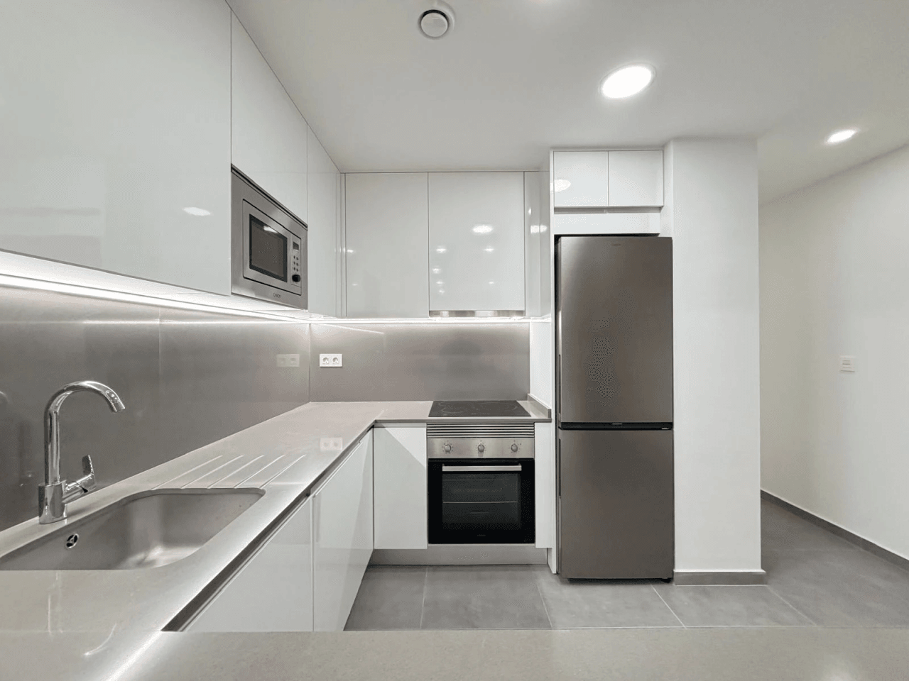 Apartamento en venta de 3 dormitorios en Playa del Cura, Torrevieja