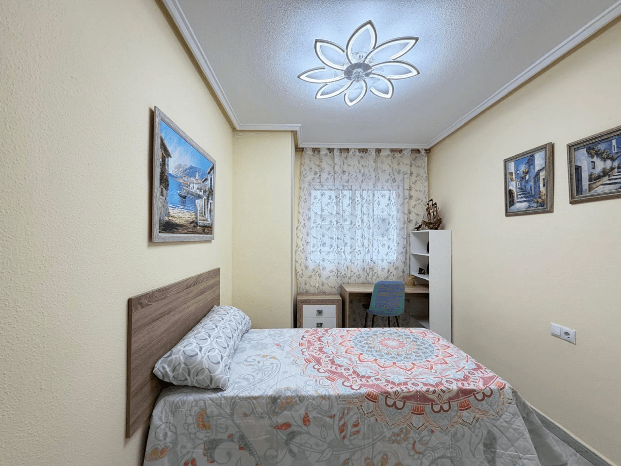 Apartamento en venta de 3 dormitorios en Playa del Cura, Torrevieja.