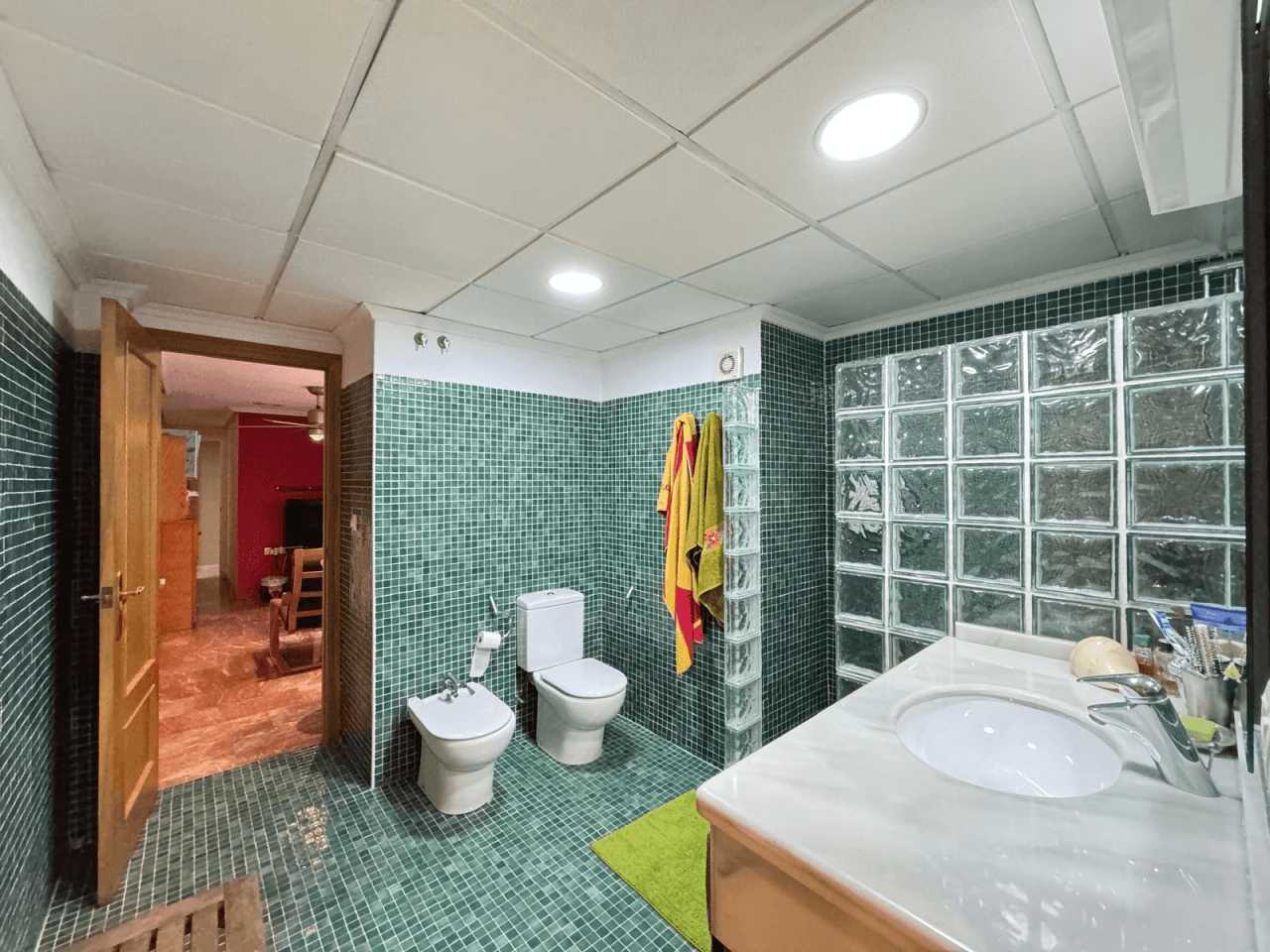 Apartamento en venta de 4 dormitorios en el Centro de Torrevieja