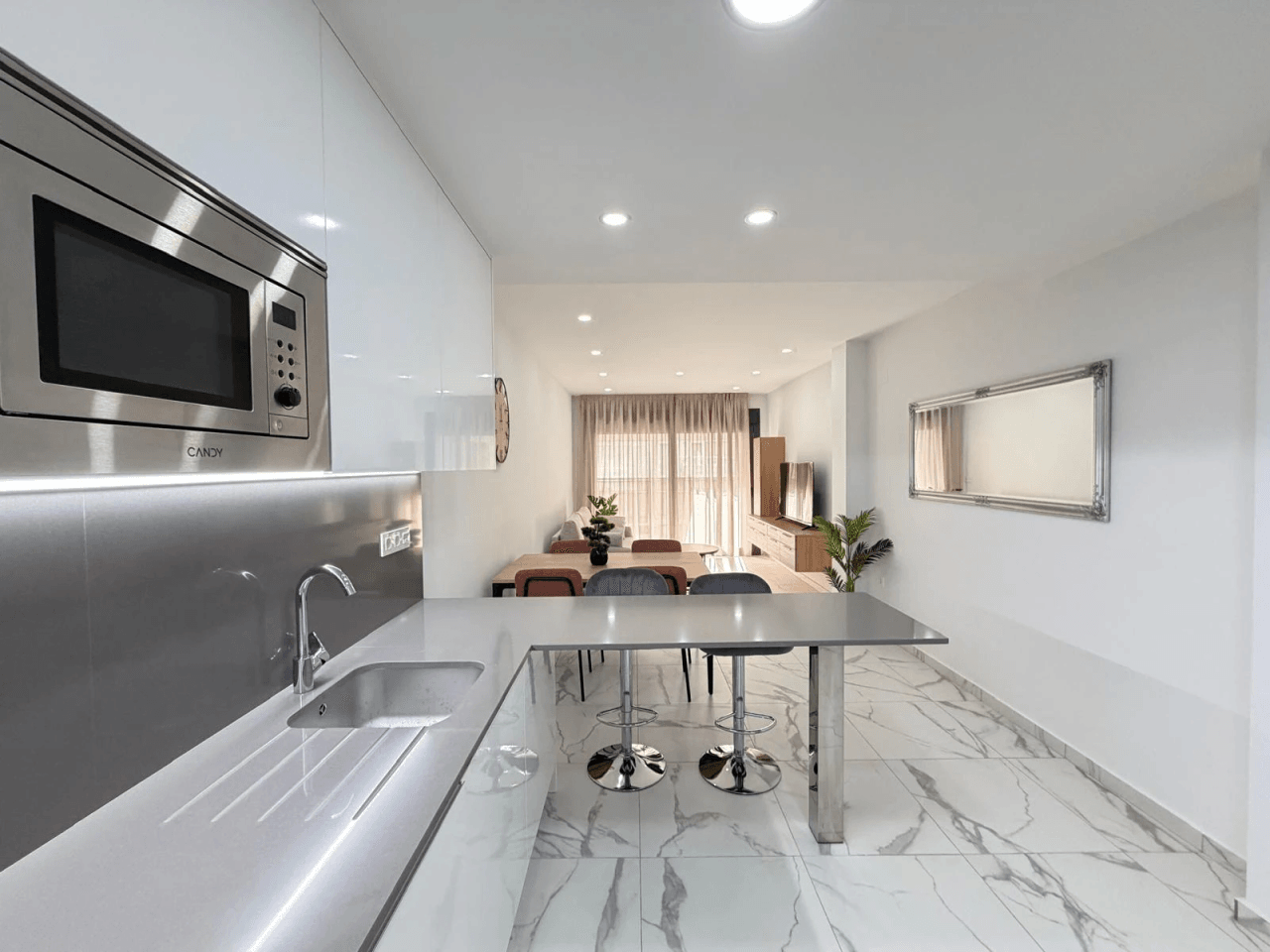 Apartamento en venta de 2 dormitorios en Playa del Cura, Torrevieja