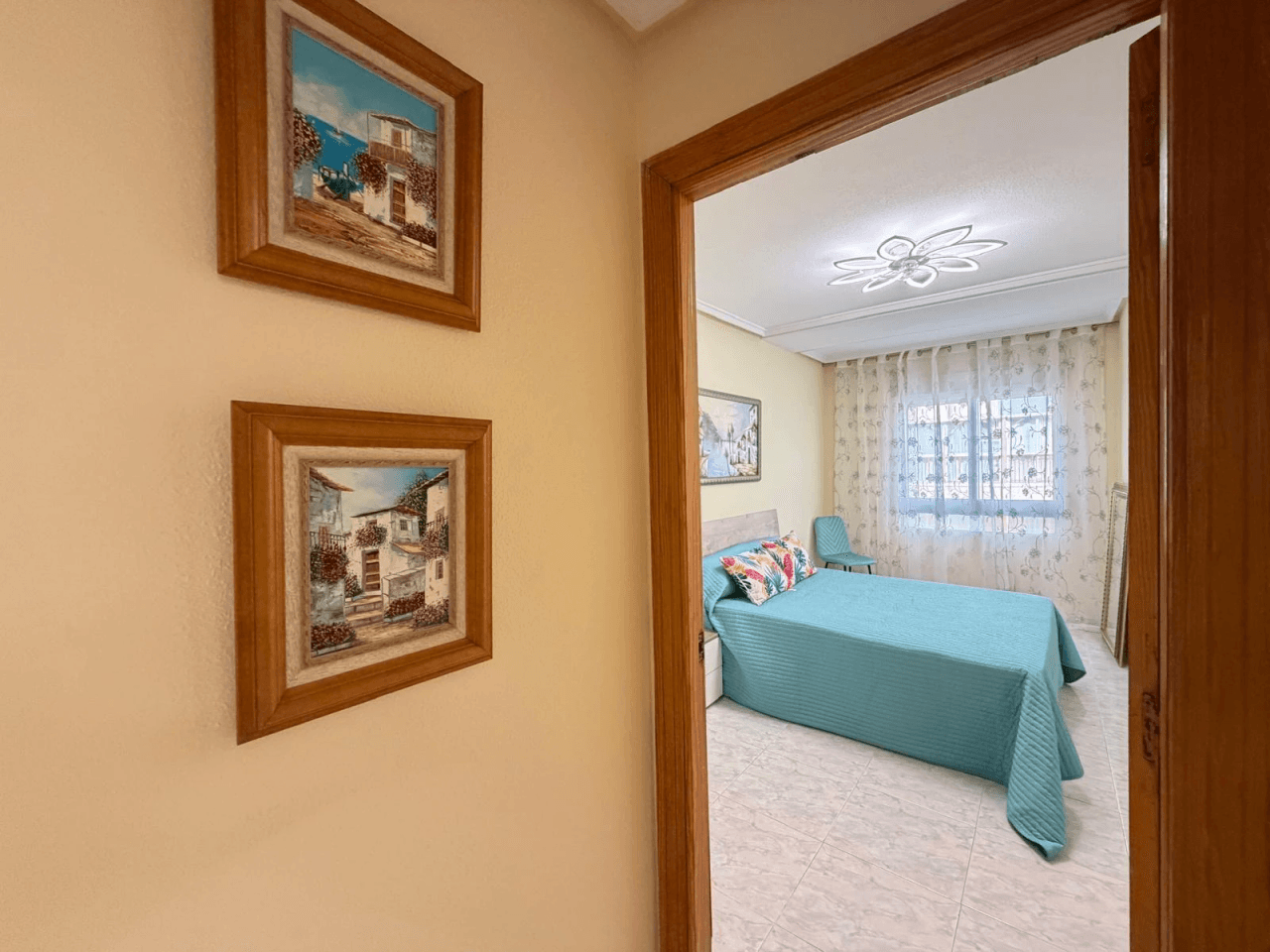 Apartamento en venta de 3 dormitorios en Playa del Cura, Torrevieja.