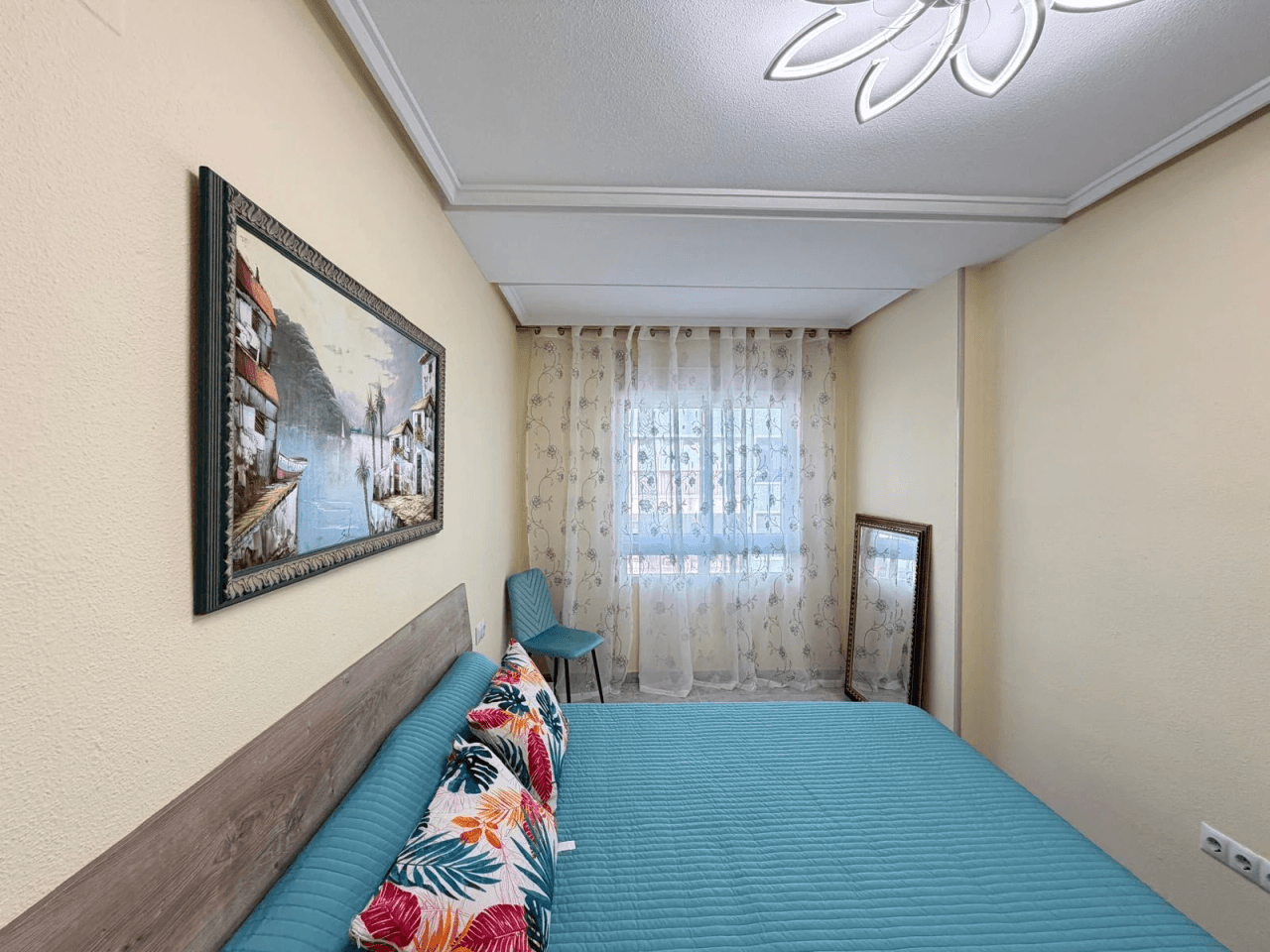 Apartamento en venta de 3 dormitorios en Playa del Cura, Torrevieja.
