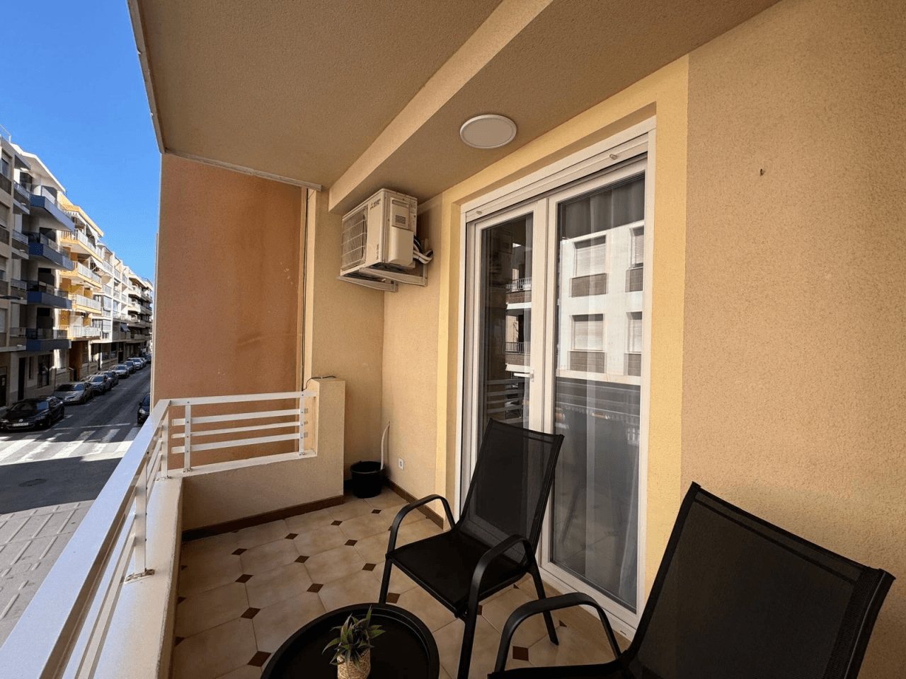 Apartamento en venta de 3 dormitorios en Playa del Cura, Torrevieja