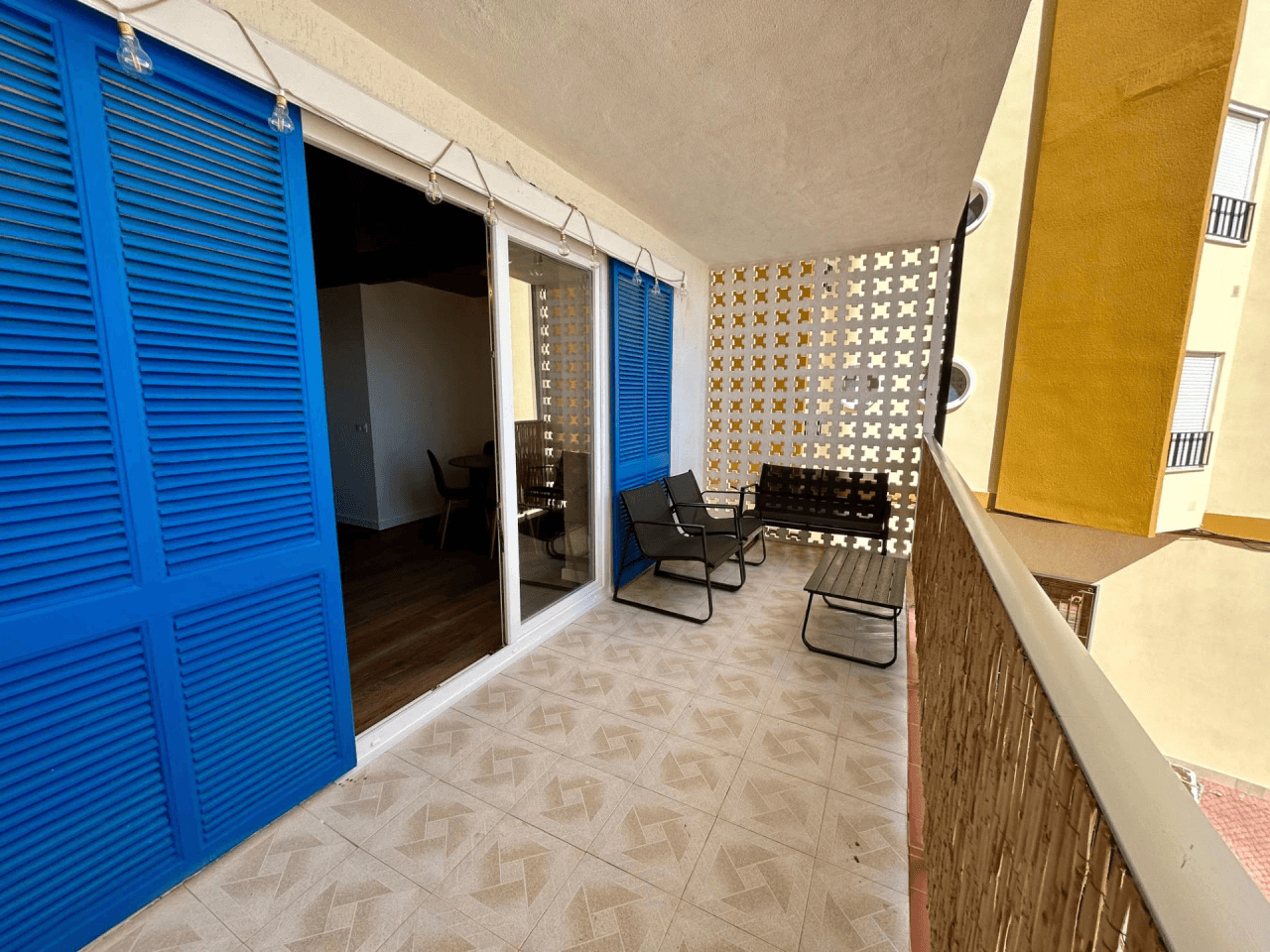 Apartamento en venta de 2 dormitorios en Playa del Acequión, Torrevieja