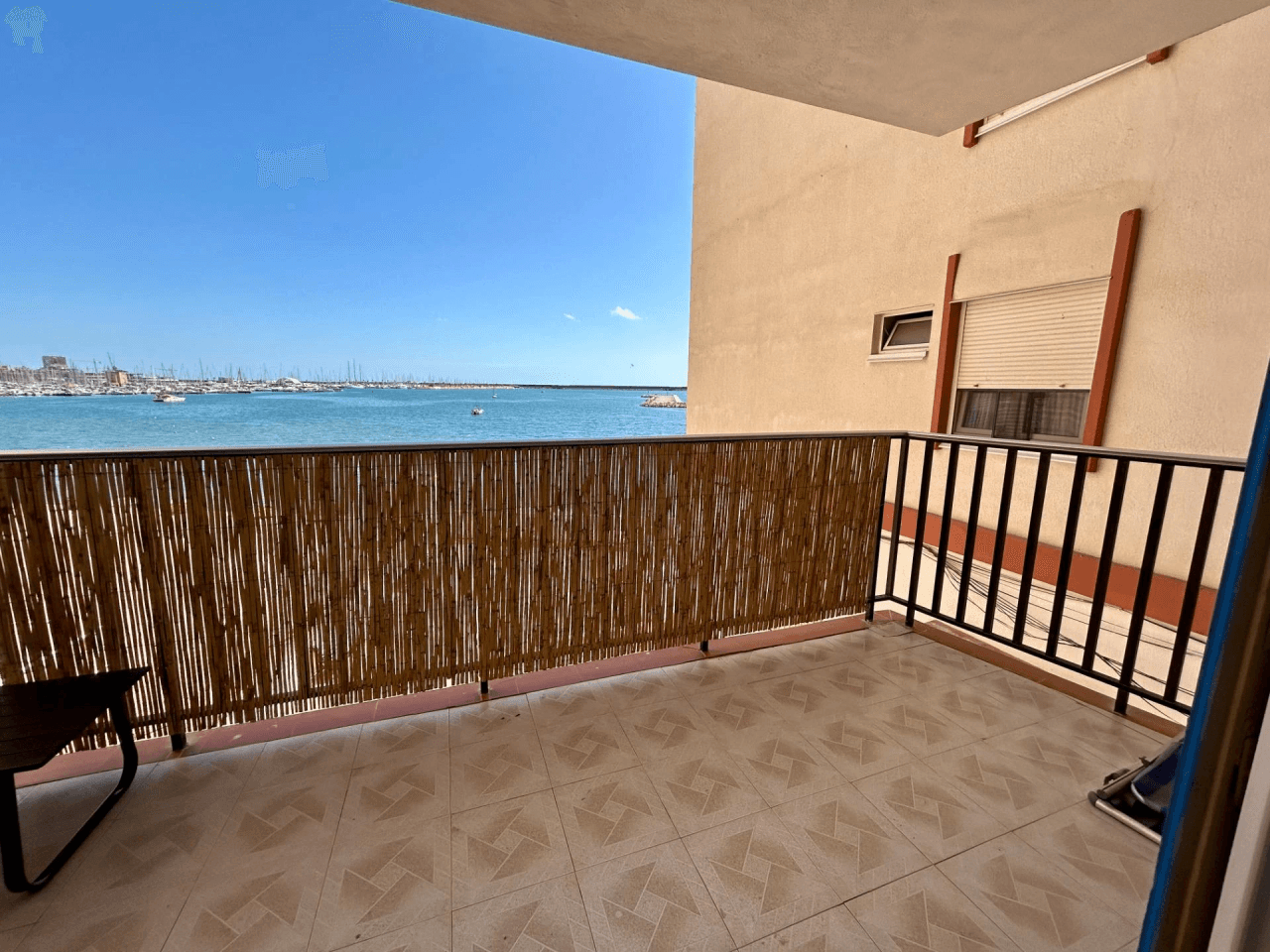 Apartamento en venta de 2 dormitorios en Playa del Acequión, Torrevieja