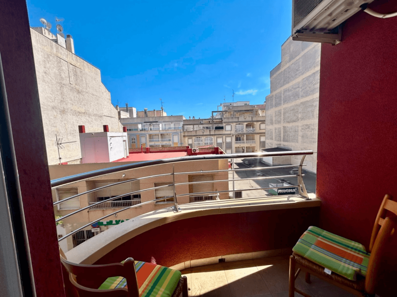 Apartamento en venta en Torrevieja, Centro - 10 dormitorios.