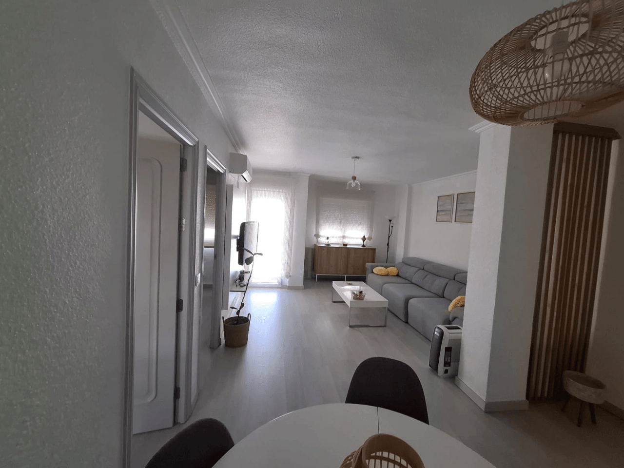 Sale of 3-bedroom apartment in Torrevieja, Alicante